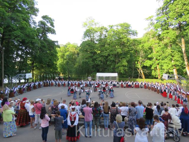 100 dejas Latvijai Vērgalē